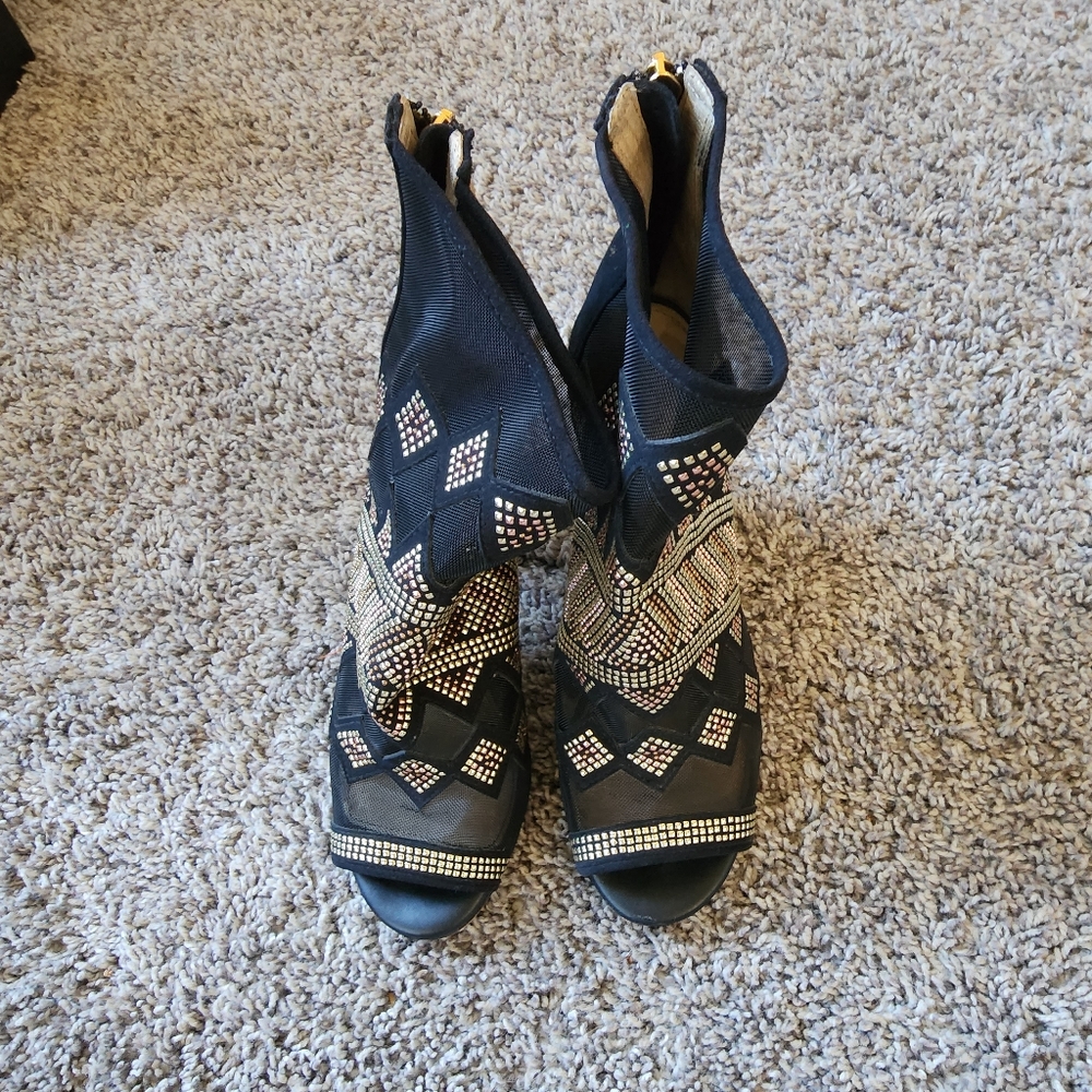 Katy Perry Heals